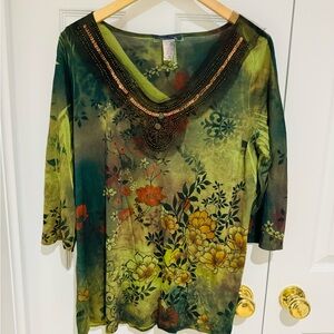 NWOT 1X ONLY 9 Women's Green Floral Top beaded collar new shirt